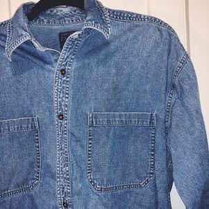 Men’s denim chambray button down